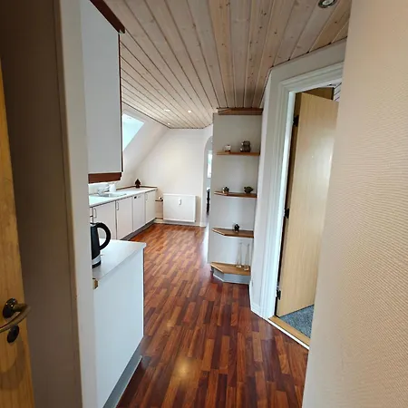 Lovely House Of 165 M2 Divided Into 2 *